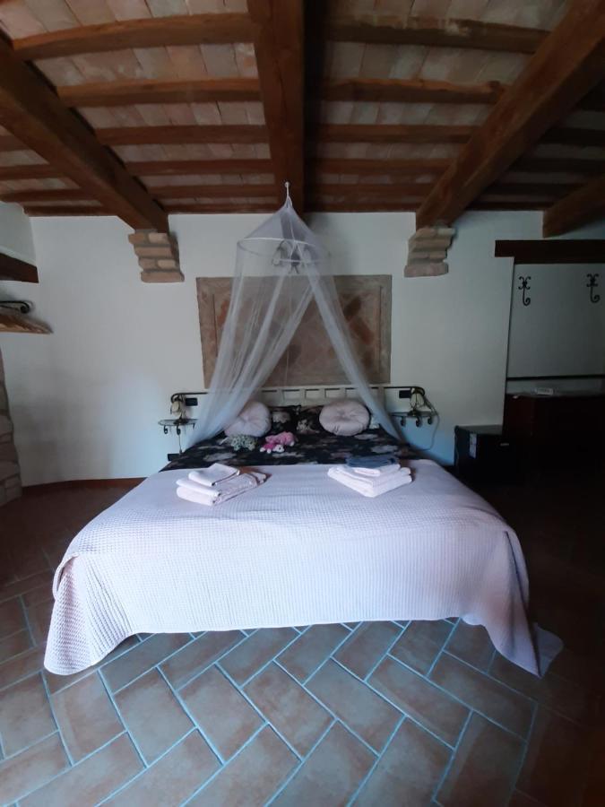 Bed & Breakfast Villa Monterosso Sassoferrato Buitenkant foto