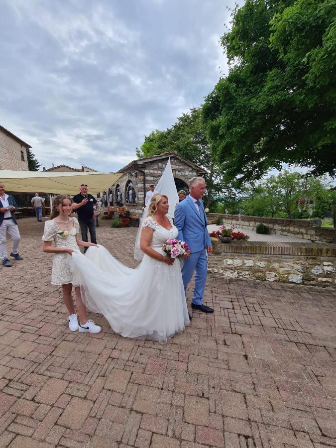 Bed & Breakfast Villa Monterosso Sassoferrato Buitenkant foto